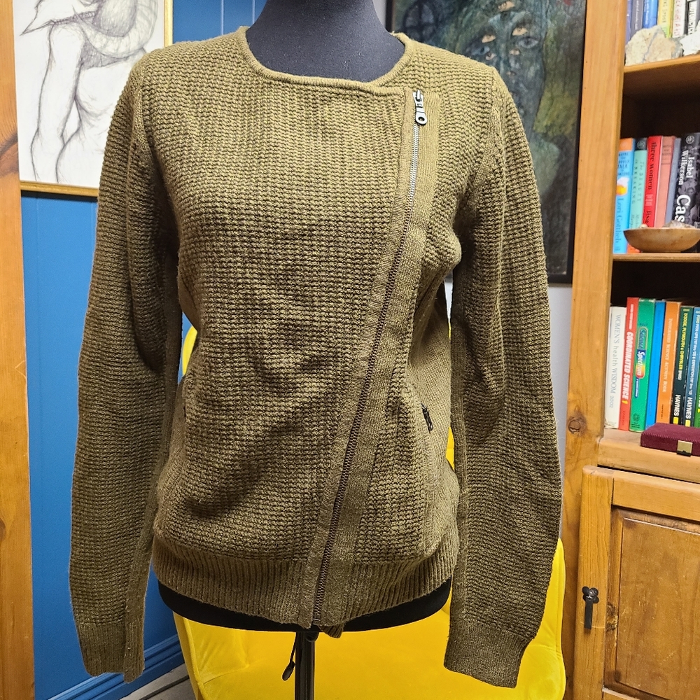 Loft Zip Cardigan Size M